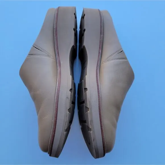 Vince Platform Mules in Dune 9.5