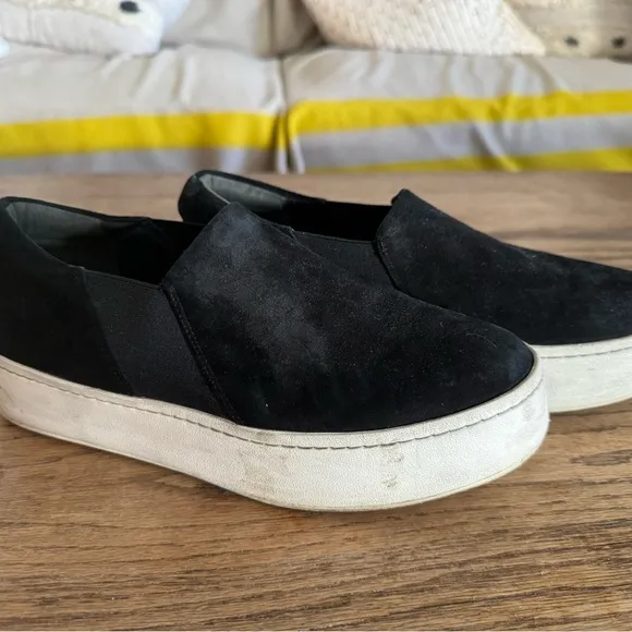 Vince “Warren” Black Suede Platform Slip-on sneakers