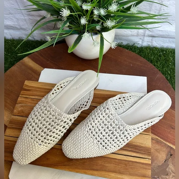 VINCEBarrett Woven Leather Mules Off White size 8