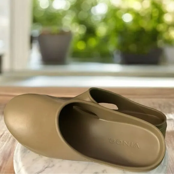 VINCE Unisex GEO Comfort Shoe Cypress Slip On Mules Clogs Womens 15  Mens 13 NEW