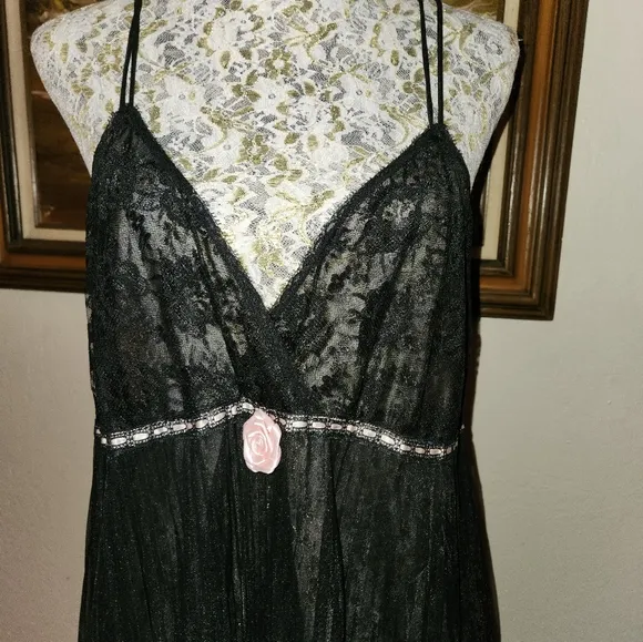 Vintage 1970s Black Lace Flowying Slip Dress