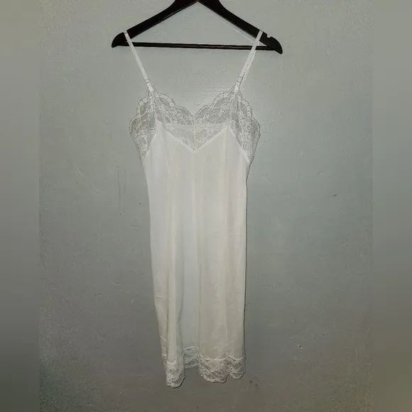 Vintage 1970s White Lace Accented Slip Dress by Wonder Maid