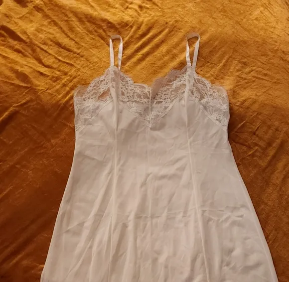 Vintage 1970s White Lace Accented Slip Dress by Wonder Maid