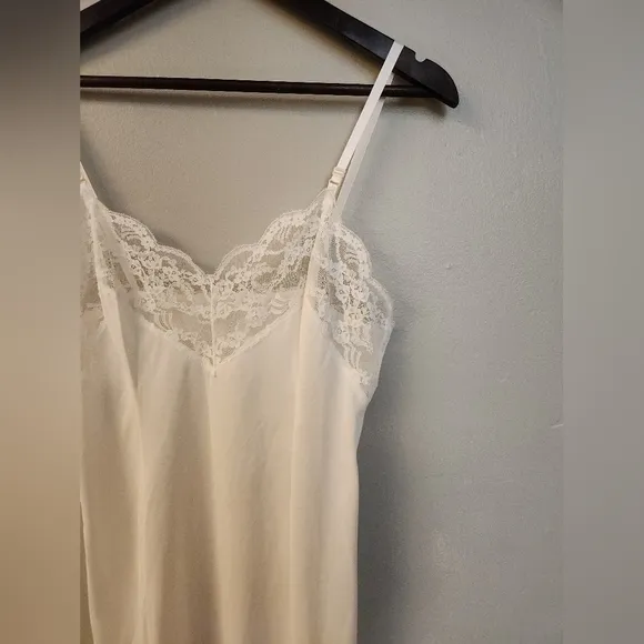 Vintage 1970s White Lace Accented Slip Dress by Wonder Maid