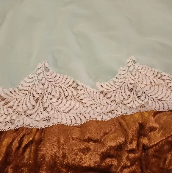 Vintage 1980s Penoir Set Josie by Natori