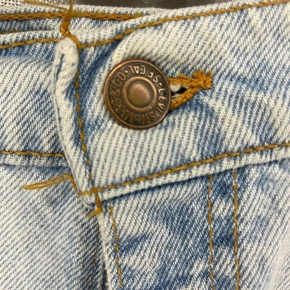 VINTAGE 1990’S 551 LEVI’S ORANGE TAB SHORTS 14​​​​​​​​​​