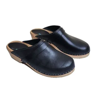 Vintage 1990's Mia women's black leather slip on casual summer clogs Size 8.5