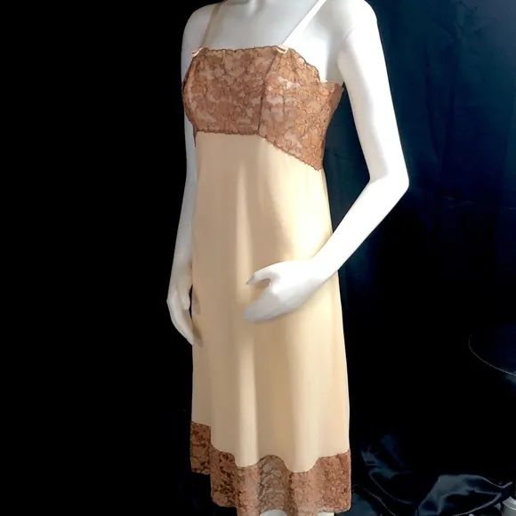 Vintage 60s Sexy Full Slip Dress Cafe Au Lait Lace Bodice &amp; Hem by Colura 36