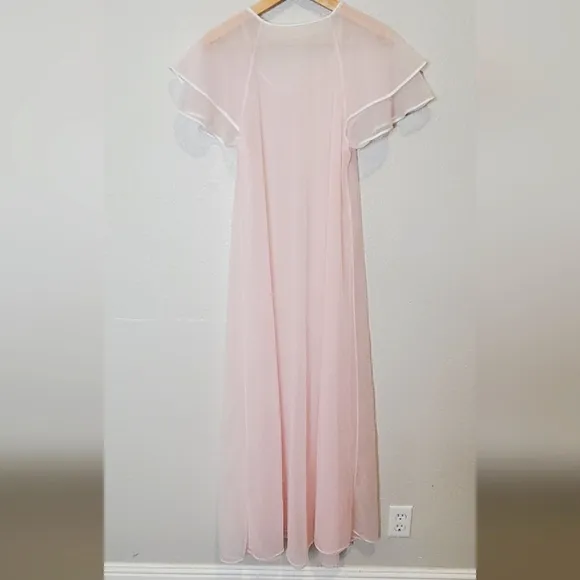 Vintage 60s Val Mode Pink Chiffon Sheer Flutter Sleeve Sweeping Robe Size Small