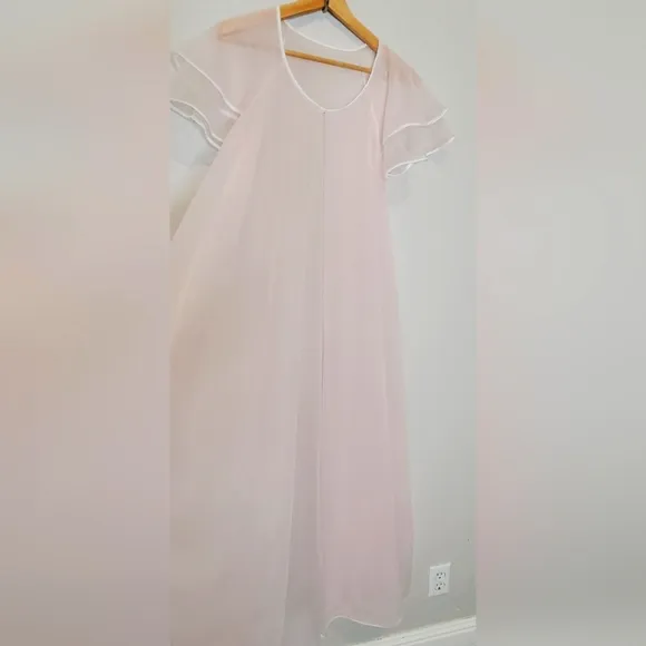 Vintage 60s Val Mode Pink Chiffon Sheer Flutter Sleeve Sweeping Robe Size Small