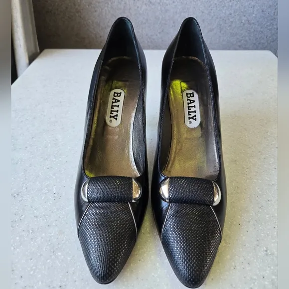 Vintage Bally Leather Kitten Heels