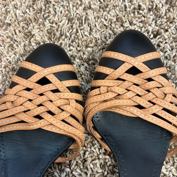 Vintage Chanel Kitten Heels - size 40.5 womens