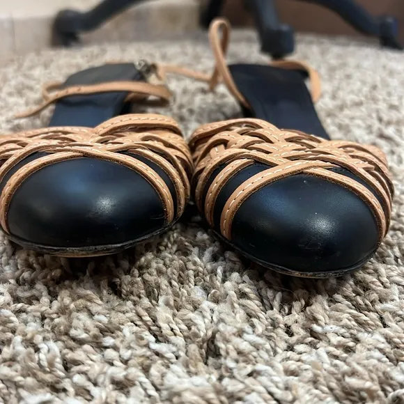 Vintage Chanel Kitten Heels - size 40.5 womens