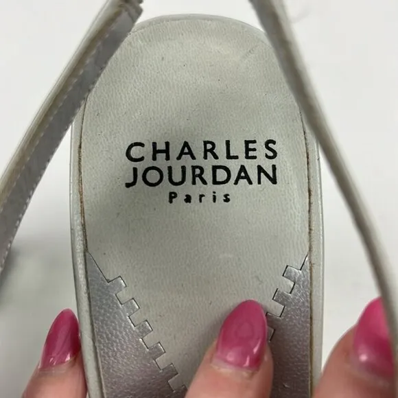 Vintage Charles Jourdan Paris Women's Silver Slingback with Lucite Heels