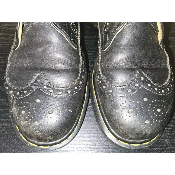 Vintage Dr Martens Mens 10-10.5 Leather Brogue Wingtip Oxfords Made in England