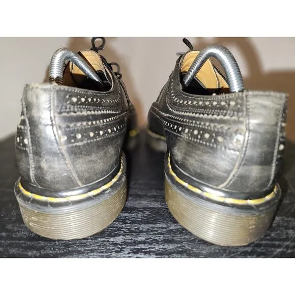 Vintage Dr Martens Mens 10-10.5 Leather Brogue Wingtip Oxfords Made in England