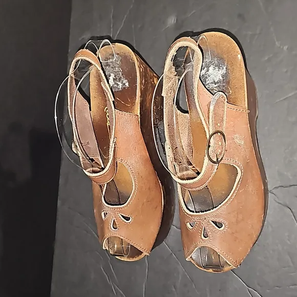 Vintage Hippie Woodstock Disco 60's-70's Wooden Platform Leather Upper Clogs 9?