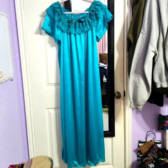 Vintage Plus Size Lingerie Nightgown Lacey Satin Maxi Slip Dress