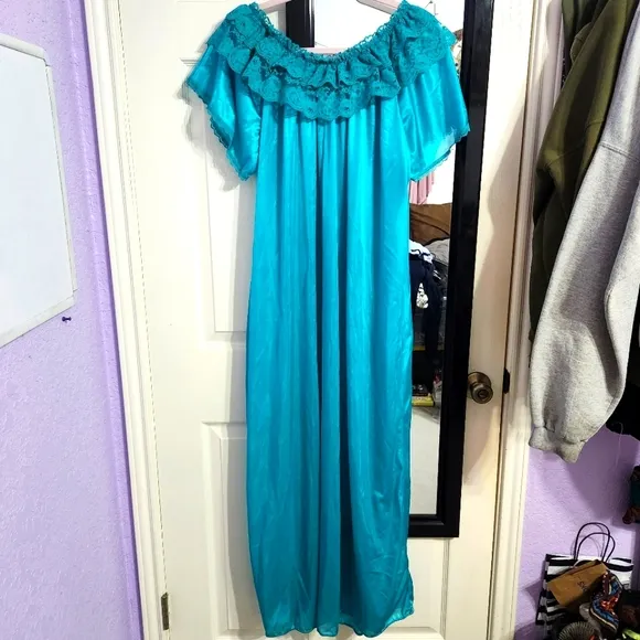 Vintage Plus Size Lingerie Nightgown Lacey Satin Maxi Slip Dress