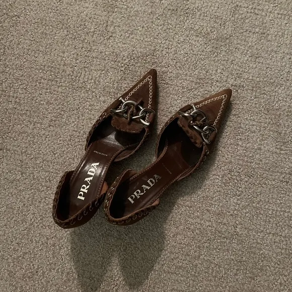 Vintage Prada brown suede point kitten heels
