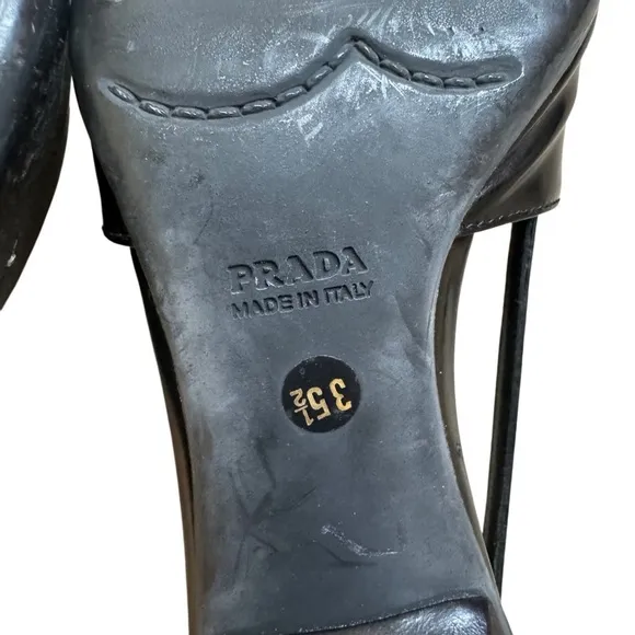 Vintage Prada Leather Buckle Detail Kitten Heels