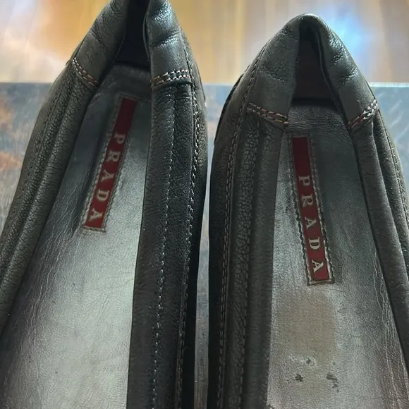Vintage Prada Leather Loafer w Kitten Heel, size 7