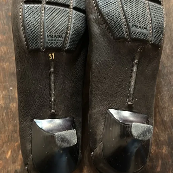 Vintage Prada Leather Loafer w Kitten Heel, size 7