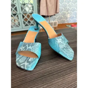 Vintage Stuart Weitzman Blue Croc Kitten Heel Mules Sz. 9