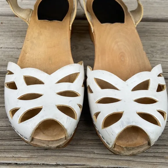 Vintage Swedish Hasbeens Handmade White Leather Wood Clog Sandal Women's Size 10