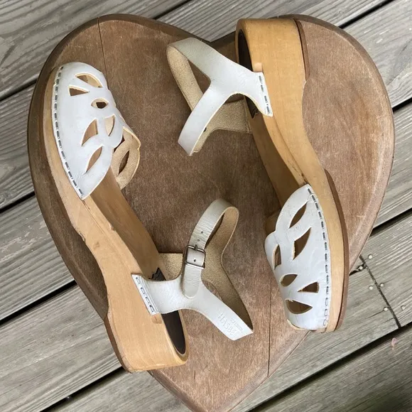 Vintage Swedish Hasbeens Handmade White Leather Wood Clog Sandal Women's Size 10