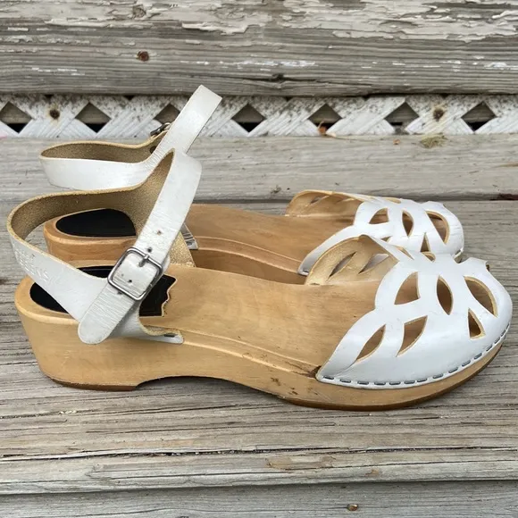 Vintage Swedish Hasbeens Handmade White Leather Wood Clog Sandal Women's Size 10