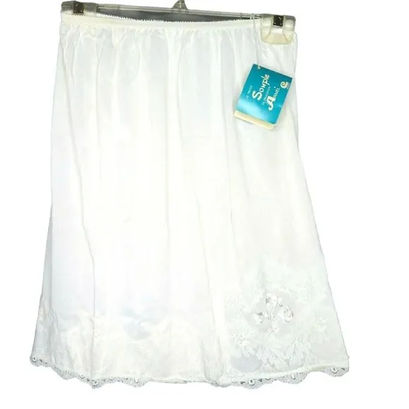 Vintage White Half Dress Slip S All Around Wide Lace Cling-less Celanese USA New