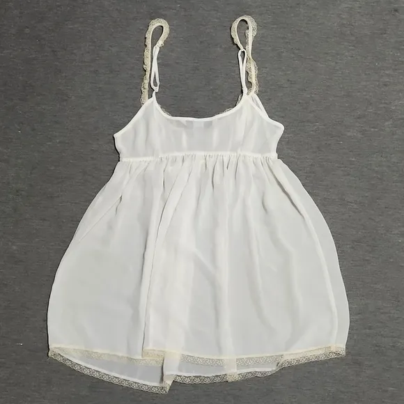 Vintage Y2K Victoria's Secret Lacey White &amp; Cream Lingerie Chemise Slip Tank Top
