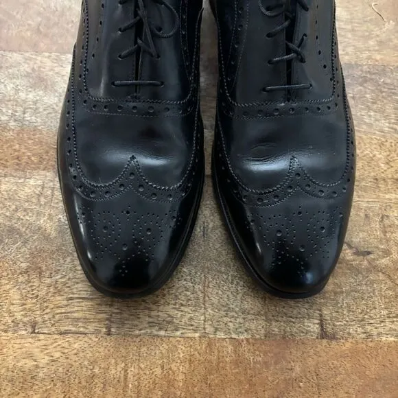 Vintage Johnston &amp; Murphy Aristocrat punched wingtip lace oxfords 11 C narrow