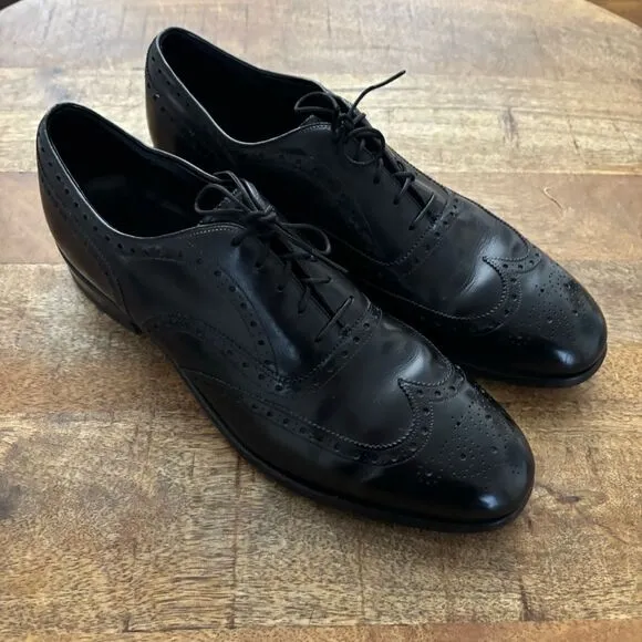 Vintage Johnston &amp; Murphy Aristocrat punched wingtip lace oxfords 11 C narrow