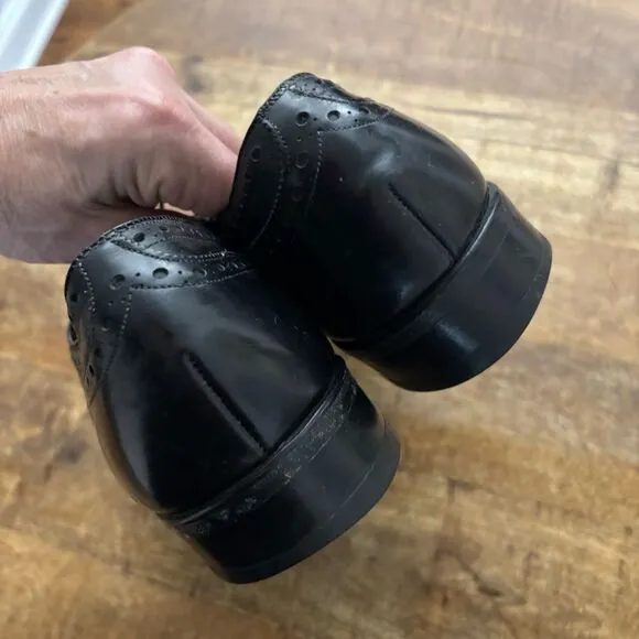 Vintage Johnston &amp; Murphy Aristocrat punched wingtip lace oxfords 11 C narrow