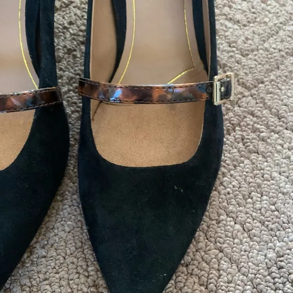 VIONIC KITTEN HEELS SUEDE TORTOISE STRAP SIZE 8 1/2 NEW