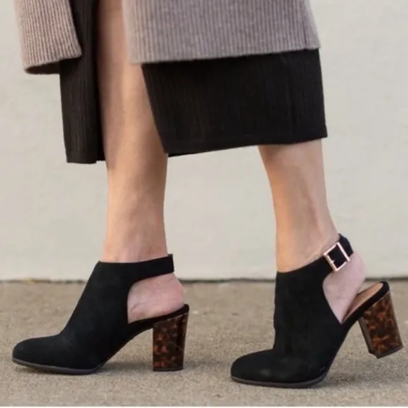 Vionic Perk Lacey Tortoise and Black Suede Slingback Block Heel Bootie 9