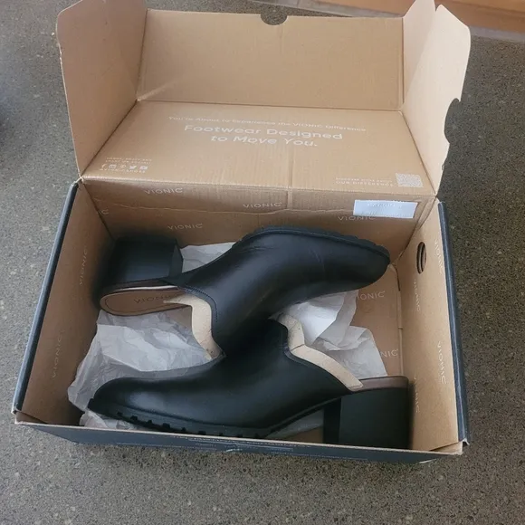 Vionic Womens Claremont Leather Slip-On Mules Black NIB