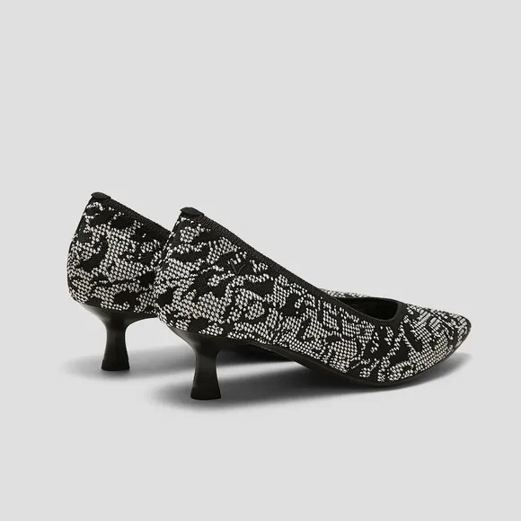VIVAIA Pointed-Toe Kitten Heels (Scarlett) EU/37.5 US/7