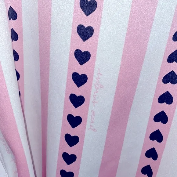VS Slip Small Very Sexy  Satin with Heart Print Small
