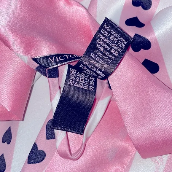 VS Very Sexy Short Satin Kimono with Vertical Heart Print Pink Stripe XS/Small
