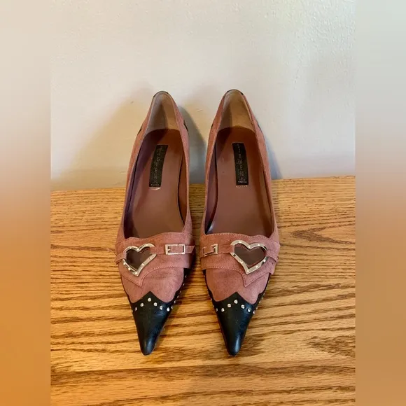 VTG y2k Steve Madden Kitten Heels Leather Suede Pink Stud Heart 9 Point Buckle
