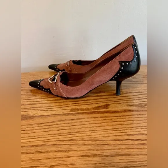 VTG y2k Steve Madden Kitten Heels Leather Suede Pink Stud Heart 9 Point Buckle