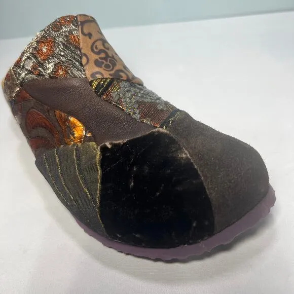VTG Y2K Think! Size 5.5US 36EU Velvet Brocade Patchwork Clogs Slide Shoe Comfort