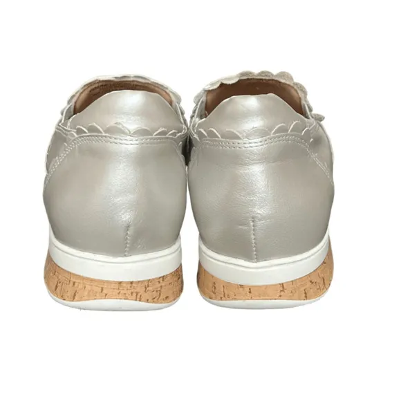 Walking Cradles  Delta Silver Wedge Slip-On Sneaker Size 7.5 Wide