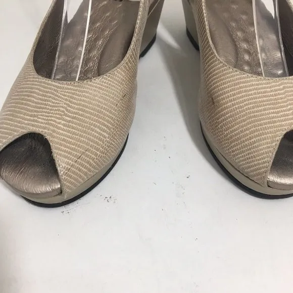 Walking Cradles Natasha Women’s Gold Print Leather Wedge Slingback Heels US 6.5