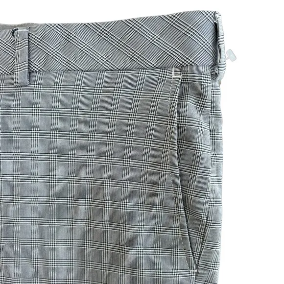 Walter Hagen Performance 11 Golf Shorts Houndstooth Check Black Grey Size 42
