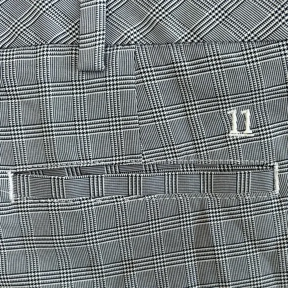 Walter Hagen Performance 11 Golf Shorts Houndstooth Check Black Grey Size 42