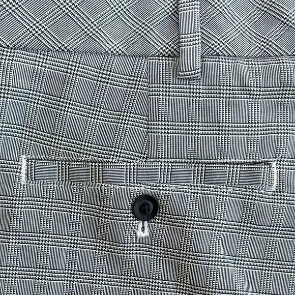 Walter Hagen Performance 11 Golf Shorts Houndstooth Check Black Grey Size 42